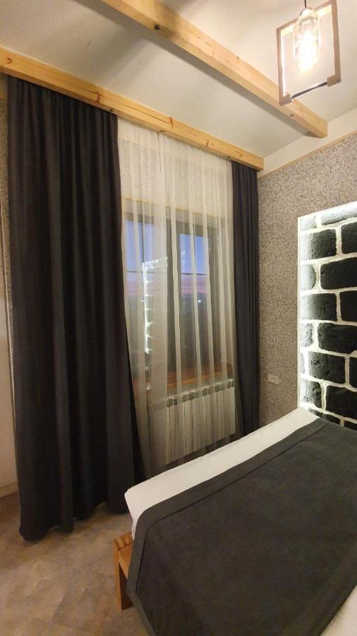 Jinjotel Gyumri Esterno foto